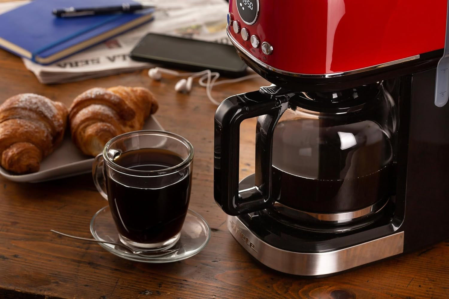 Ariete Moderna 1396 Machine à expresso à filtre pour préparer du café américain jusqu'à 15 tasses Carafe en verre Plaque chauffante Écran LCD Filtres amovibles et lavables Blanc