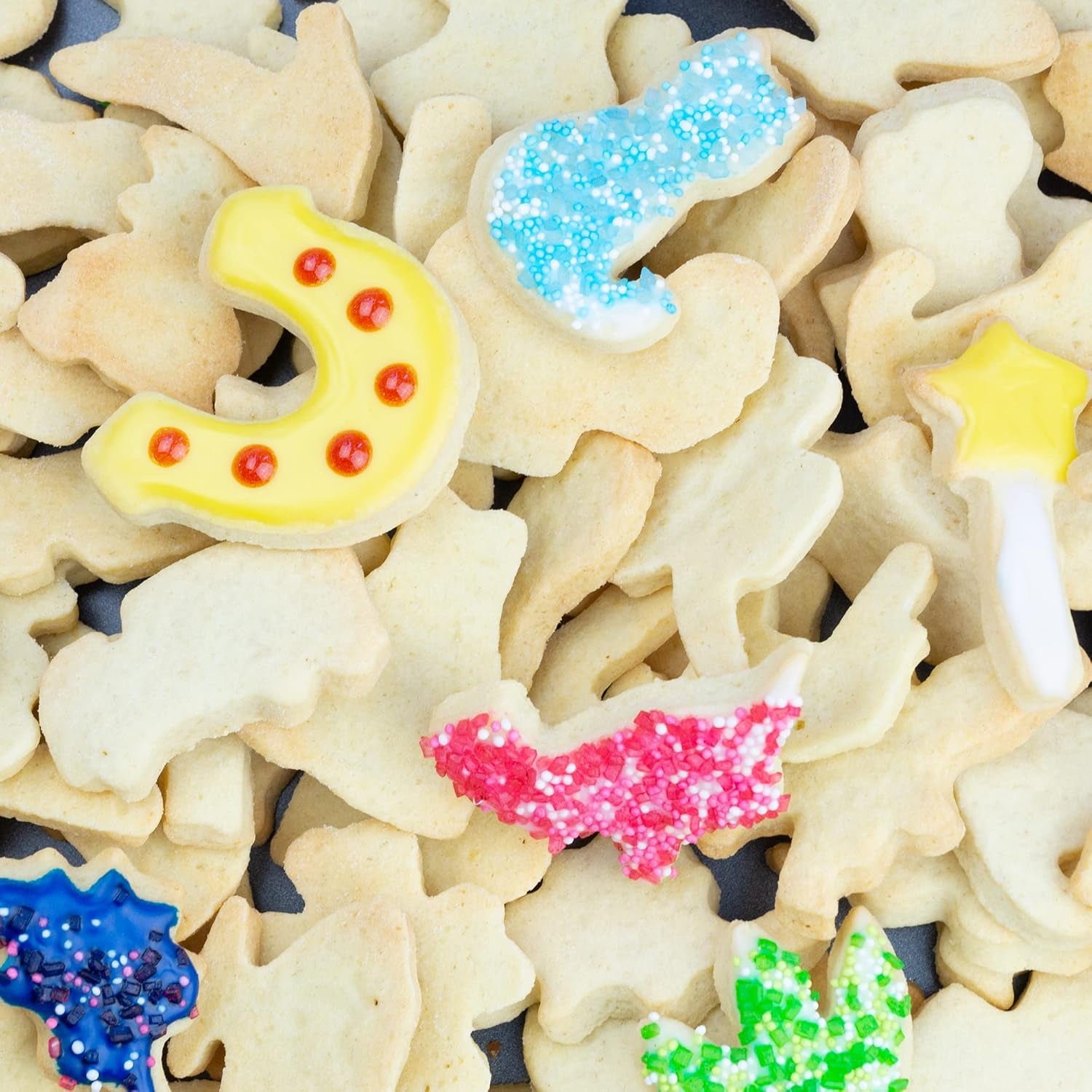 Lurch 10546 Lot de 4 emporte-pièces en forme de panier porte-bonheur en forme de fer à cheval, de cochon, de trèfle, en acier inoxydable avec revêtement en silicone