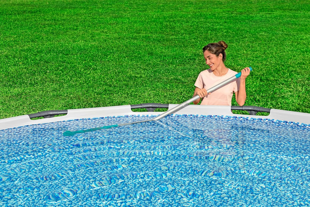 Aspirateur de piscine à batterie Bestway AquaSurge 251 cm