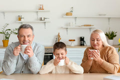 Babcia Jagoda - Ceai de fructe „Fruchtige Verführung” - 20 pliculețe de ceai - Cu hibiscus, măr, aronia, mure, măceșe, coajă de portocală - Aromă intensă de fructe, fără cofeină, vegan, natural, Cay - 40G