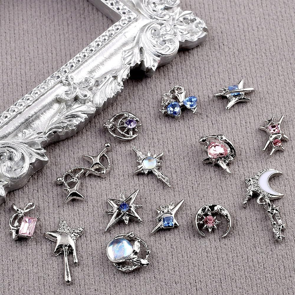 16 Style Luxus Mond Stern Nagel Charms 3D Nail Charms Y2K Legierung Strasssteine ​​​​Bogen Schmetterling Nagel Schmuck Metall Nail Art Charms Nägel Glitzersteine ​​​​Nailart Strass Nageldesign Zubehör