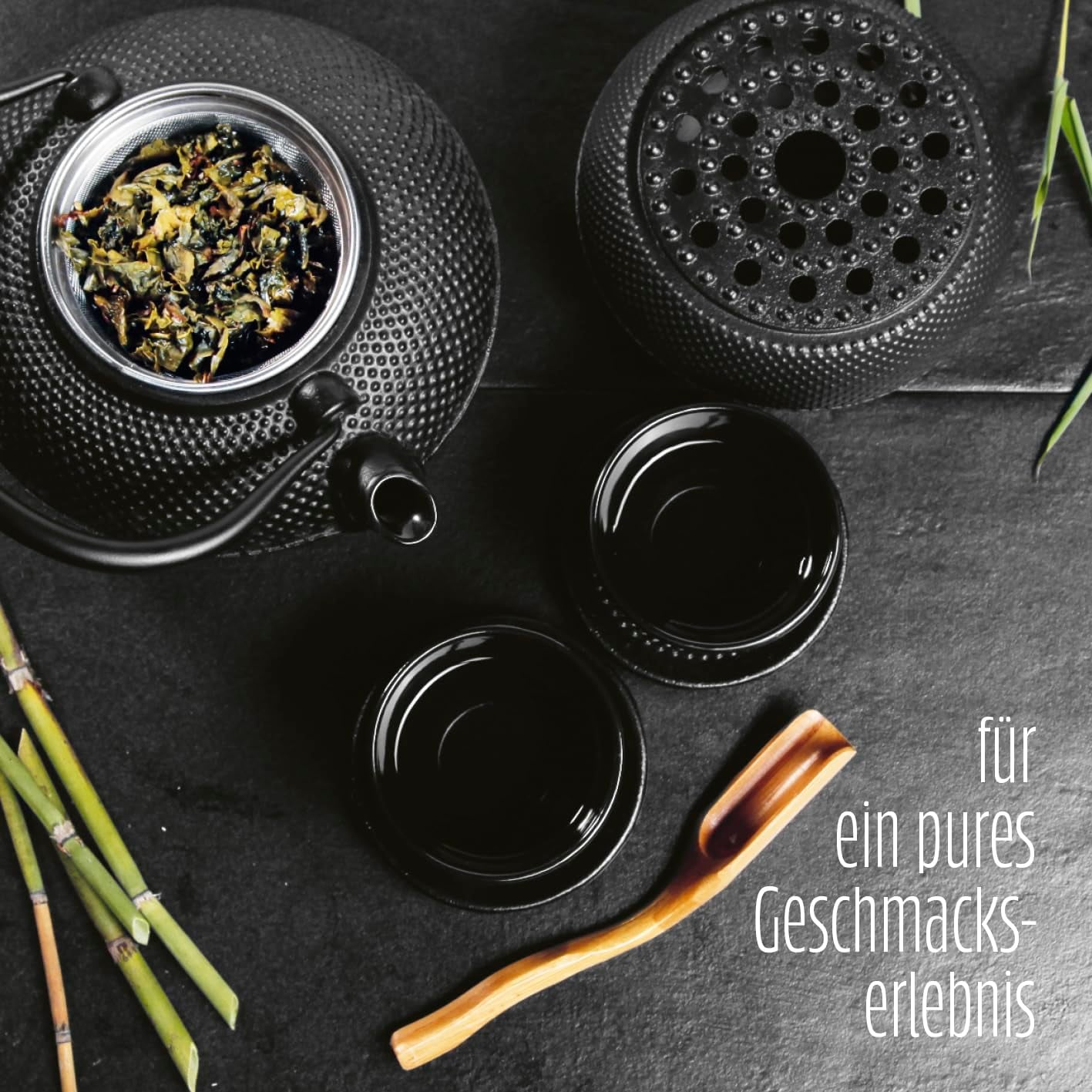 Service à thé Lumaland 8 pièces | Théière en fonte Tetsubin de 1,4 litre | Chauffage en fonte | 2 tasses à thé et 2 soucoupes | Service à thé japonais comprenant une cuillère doseuse en bambou et un infuseur en acier inoxydable