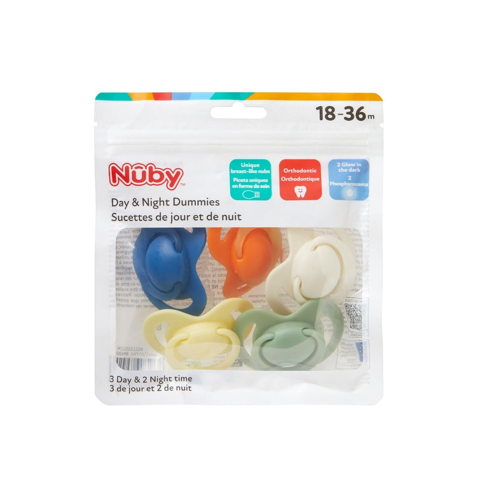 Nuby – Lot de 5 Sucettes et Sucettes Orthodontiques en Silicone Souple | 3 modèles pour le jour et la nuit | 2 modèles qui brillent dans le noir | Sans BPA | Forme semblable à un sein | Pour 18-36 mois