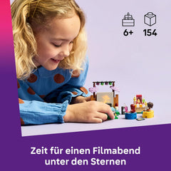 Jouet de soirée cinéma de l'amitié LEGO Friends pour filles de 6 ans et plus - incl. 2 mini poupées, un écran et un projecteur de briques lumineuses - Ensemble de construction créatif - 42642