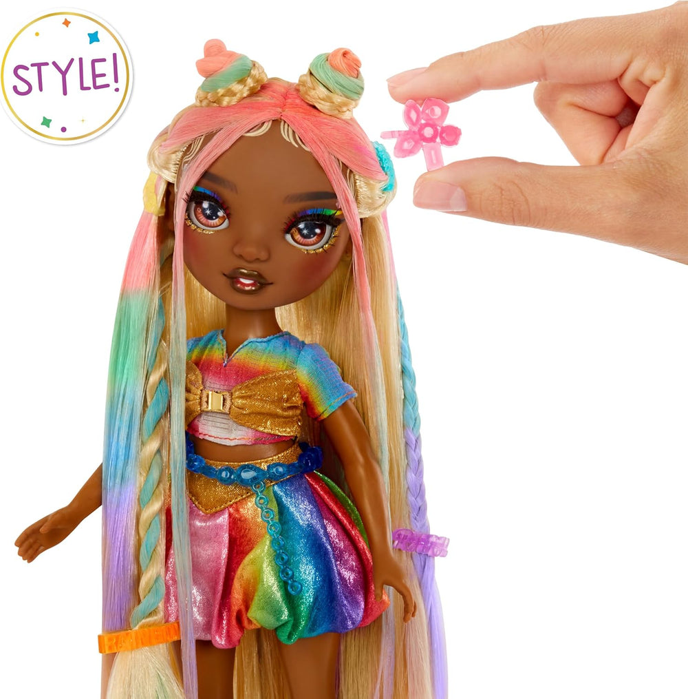 Rainbow High Hair Chalk & Styling Doll - Meline - Poupée à craie pour cheveux lavable arc-en-ciel et or 28 cm, colorier, coiffer, jouer, rincer et répéter, pour les enfants de 4 à 12 ans