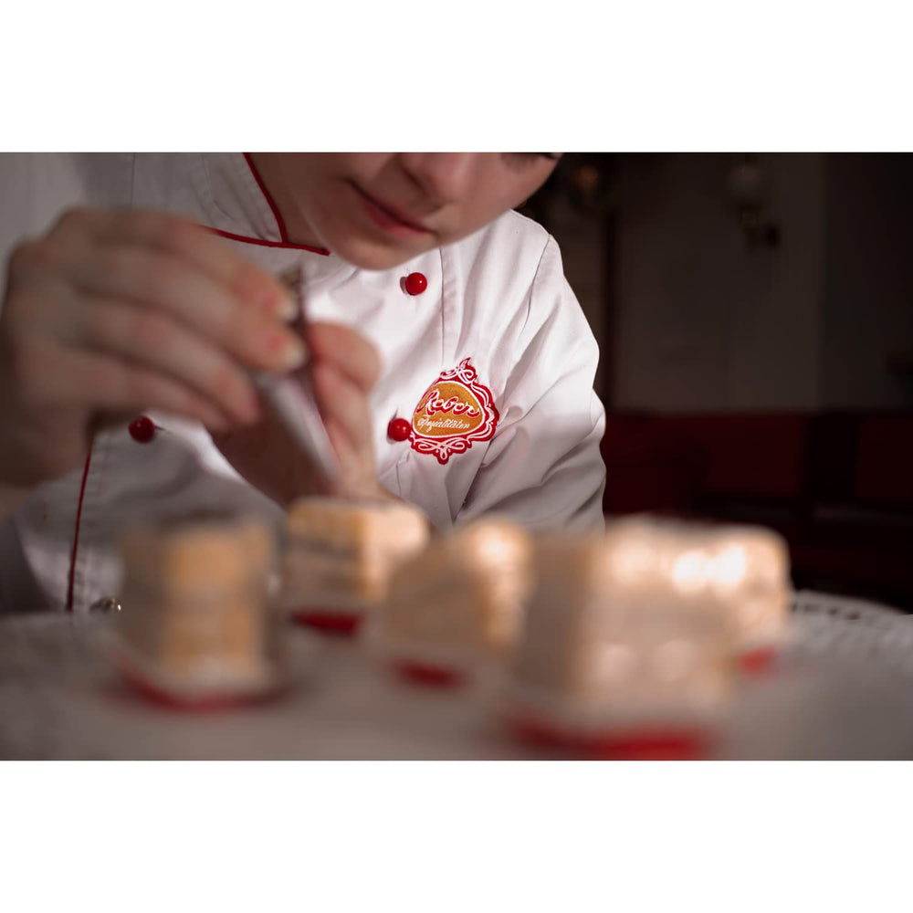 Reber Authentiques Boules Mozart Édition Noël Pralines Au Chocolat Noir Massepain Nougat Idéal Cadeau De Noël Pack de 12