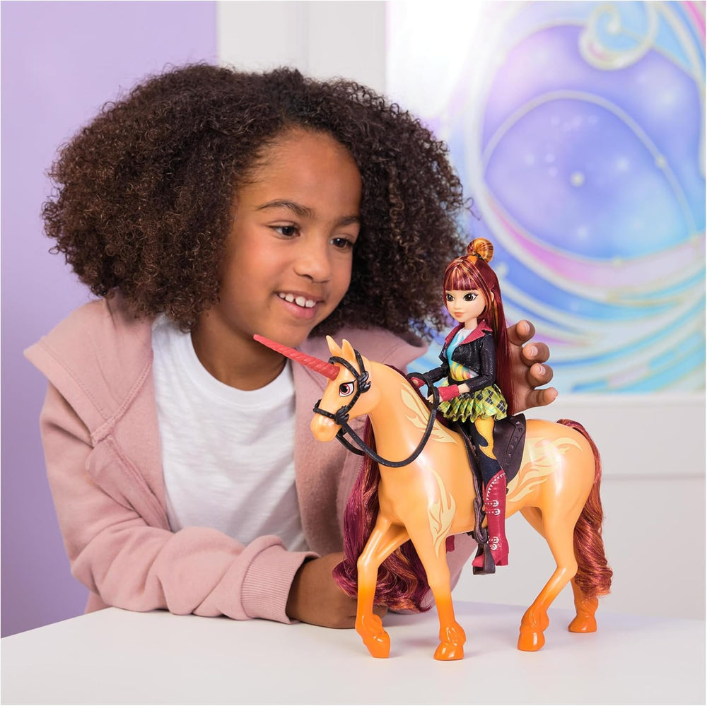 Unicorn Academy Valentina Doll - la poupée originale de la populaire série Netflix, mesure 24 cm de haut et dispose de 5 accessoires pour un jeu de rôle imaginatif, pour les enfants âgés de 4 ans et plus