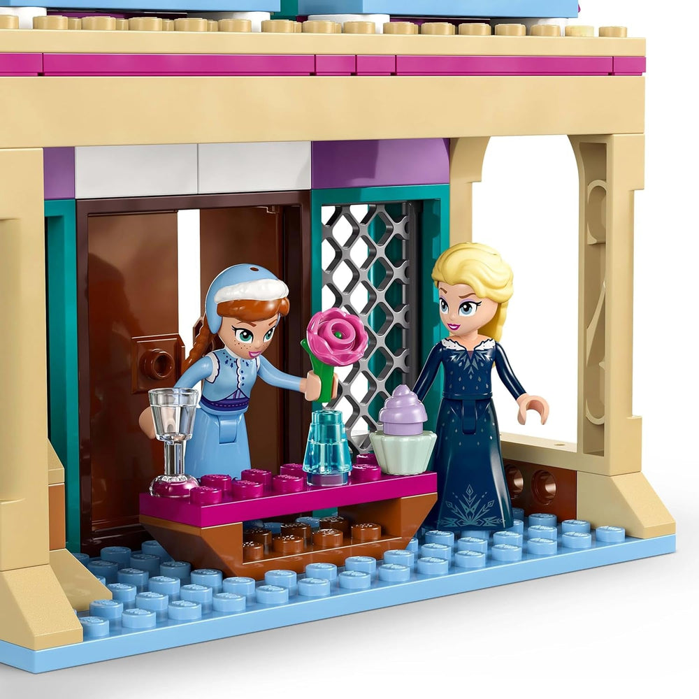 LEGO Ç€ Château d'Arendelle La Reine des Neiges Disney, jouet princesse avec ELSA, mini poupées Anna et Olaf et une figurine de pingouin, coffret de jeu fantastique, cadeau pour filles de 5 ans 43265 Ensembles de construction Besuche den LEGO-Store