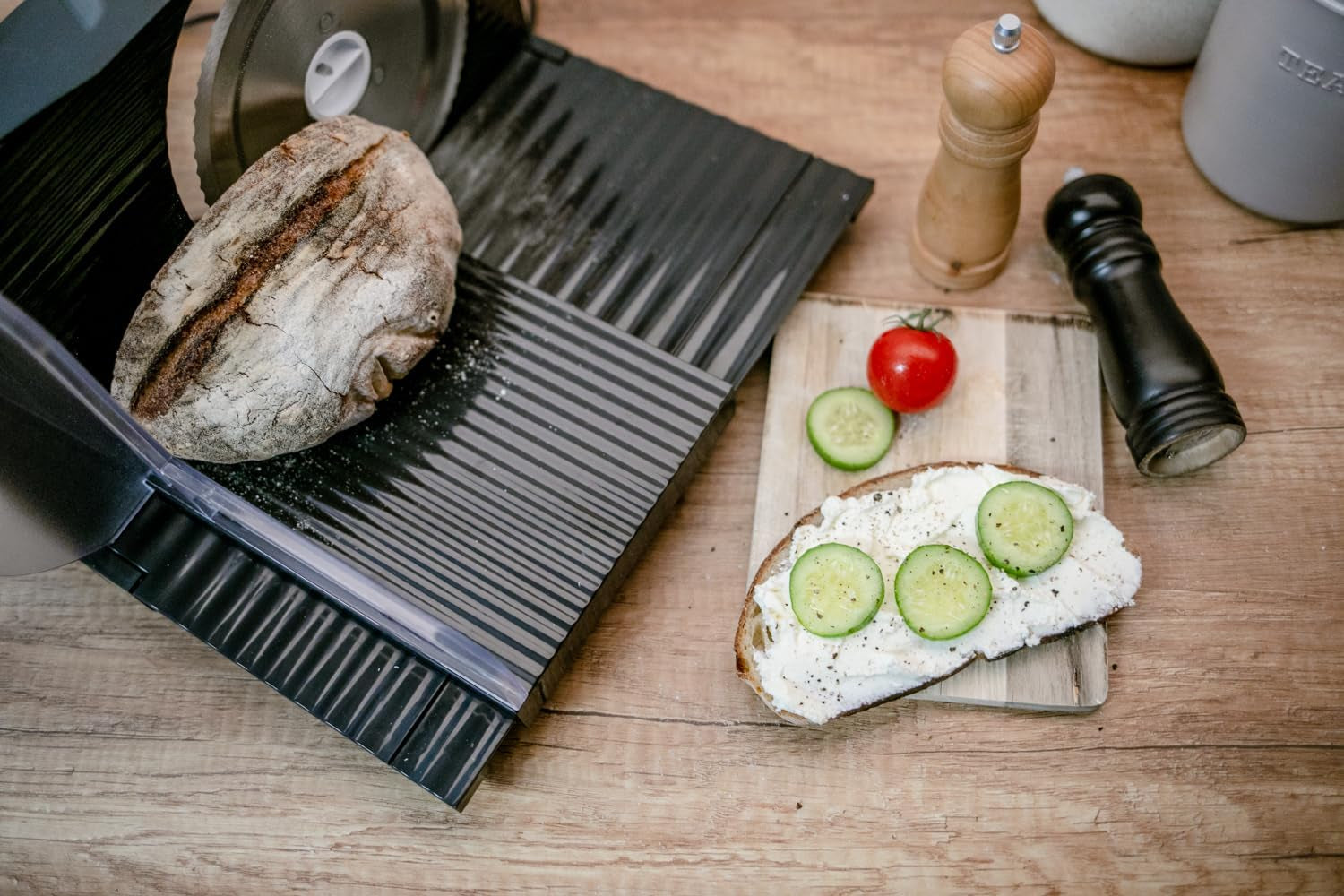 Trancheuse multifonctionnelle Steba, épaisseur de coupe réglable jusqu'à 17 mm, protection des mains Trancheuses Rasnite et Naty Shop
