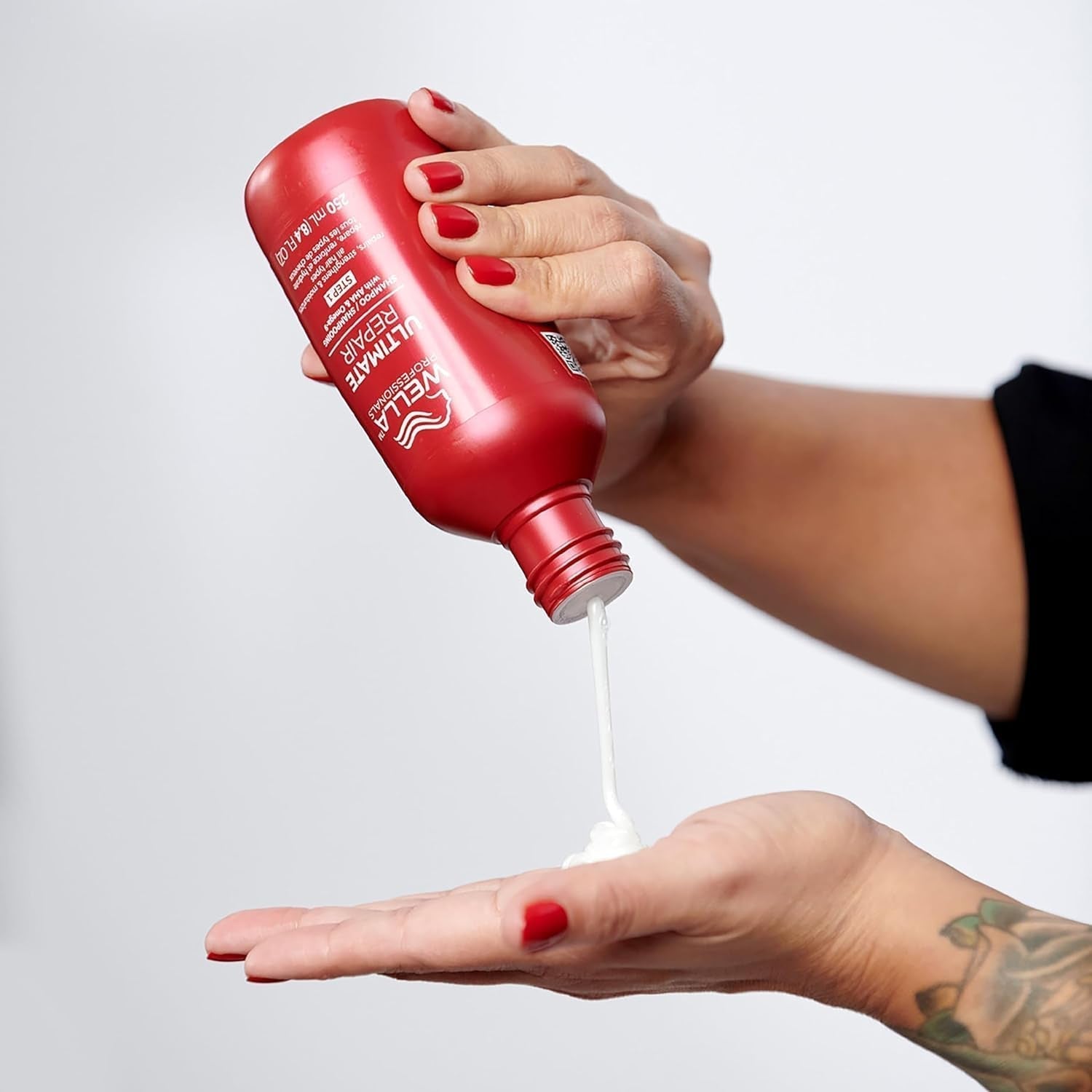 Wella Professionals Ultimate Repair Shampooing nettoyant en profondeur, 250 ml Wella douche et bain