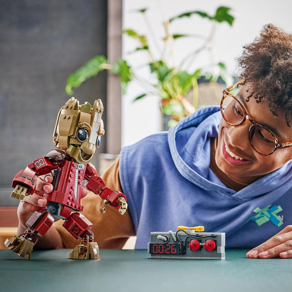 LEGO | Groot im Ravager-Outfit - Superhelden Spielzeug mit Baubarer Figur für Rollenspiele - Kinder Konstruktionspielzeug - Creative Geschenk for Jungen ab 10 Jahren, Mädchen and Filmfans - 76341