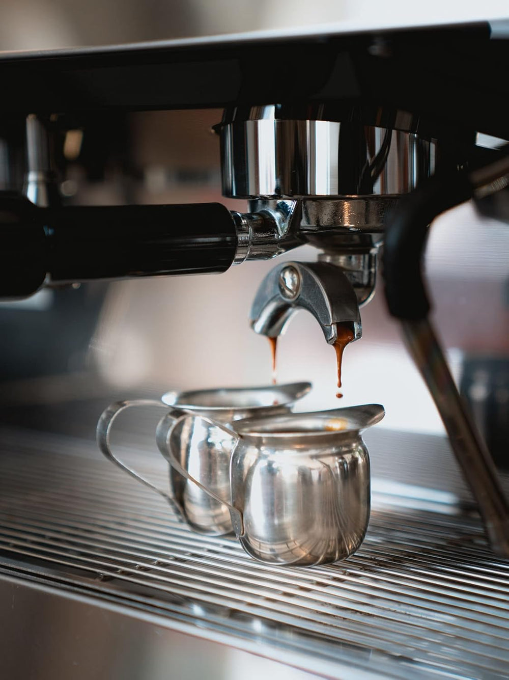 Expresso | Café n° 14 biologique du Pérou décaféiné (250 g) par ACHT58 - Arabica péruvien pur d'origine unique - Procédé à l'eau suisse - Sirop d'érable, pralines et chocolat au lait