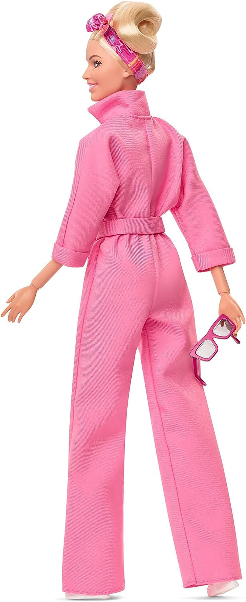 BARBIE LE FILM Margot Robbie - Poupée avec combinaison Kaugummi-Rosa, Messy Updo, Sonnenbrille, Kopftuch, Wedge-Sneakers, Sammlerverpackung, pour enfants à partir de 3 ans, HRF29