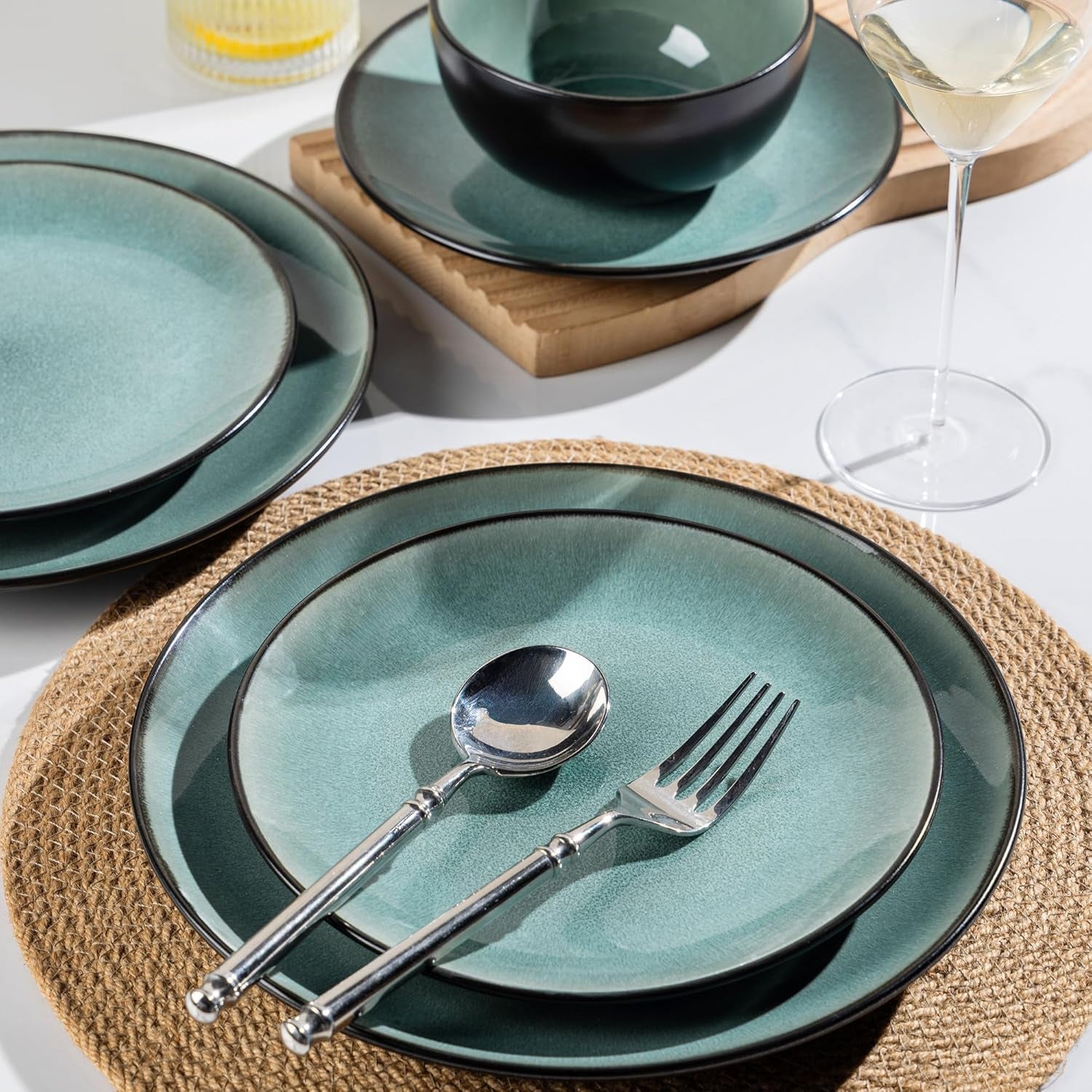 GBhome Service de table en porcelaine pour 4 personnes, 12 pièces, vernis réactif, fait à la main, passe au micro-ondes et au lave-vaisselle, ensemble de bols et d'assiettes, couleur essence GDW025WB-EU