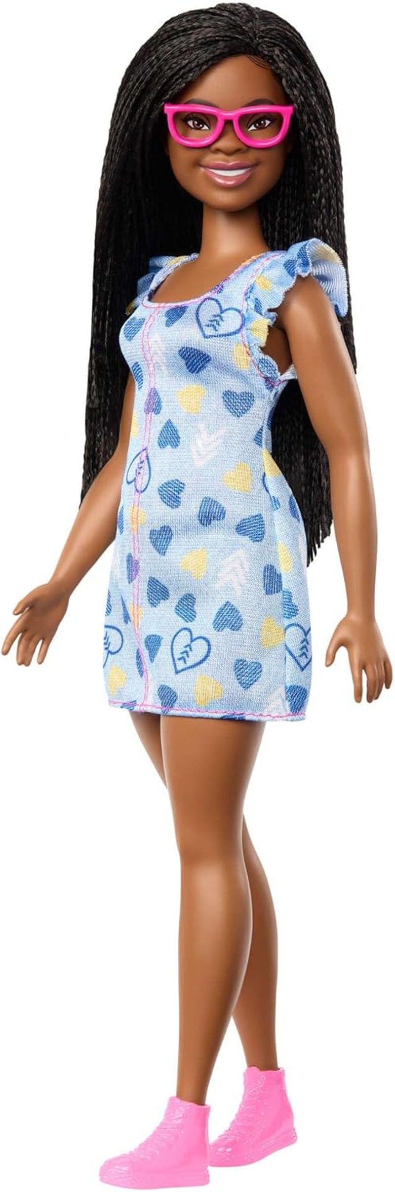 Poupée Barbie Fashionistas no. 229 atteintes du syndrome de Down dans une robe à motif cœur développée en collaboration avec la National Down Syndrome Society, HYK14