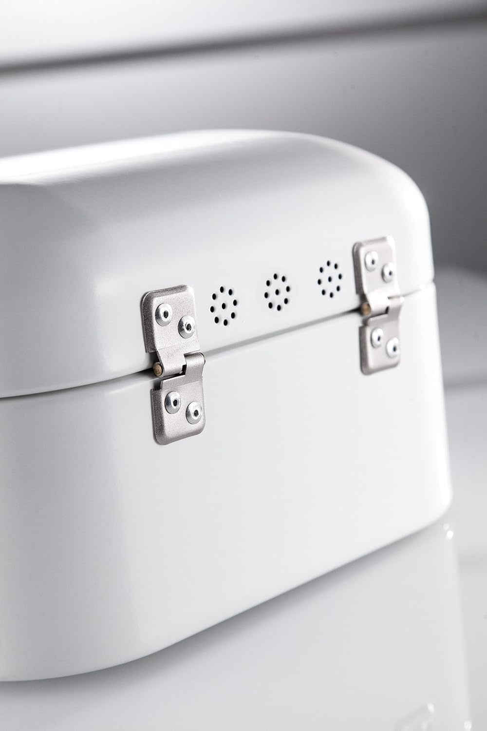 Coș de pâine WESCO Single Grandy în culoarea verde mentă, tablă de oțel acoperită cu pulbere, găuri de ventilație și mâner robust Cutii depozitare alimente Naty Shop