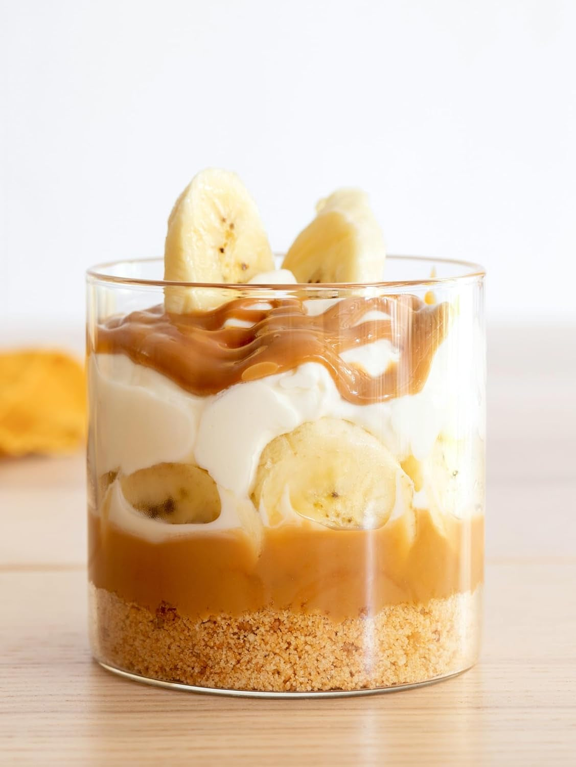 Aromă alimentară naturală Sugarflair cu banană Kosher, picături cu aromă intensă pentru prăjituri, brioșe, glazuri, băuturi, înghețată - aromă 100% naturală - 30 ml