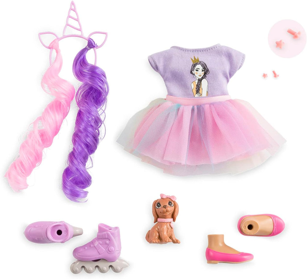 Corolle 9000600030 - Girls Luna Einhorn Set, Ankleidepuppe im Sommeroutfit mit Hund, mit Haarband, Ohrringe et extra Gummistiefel, 28cm Spielpuppe mit Vanilleduft, à partir de 4 ans