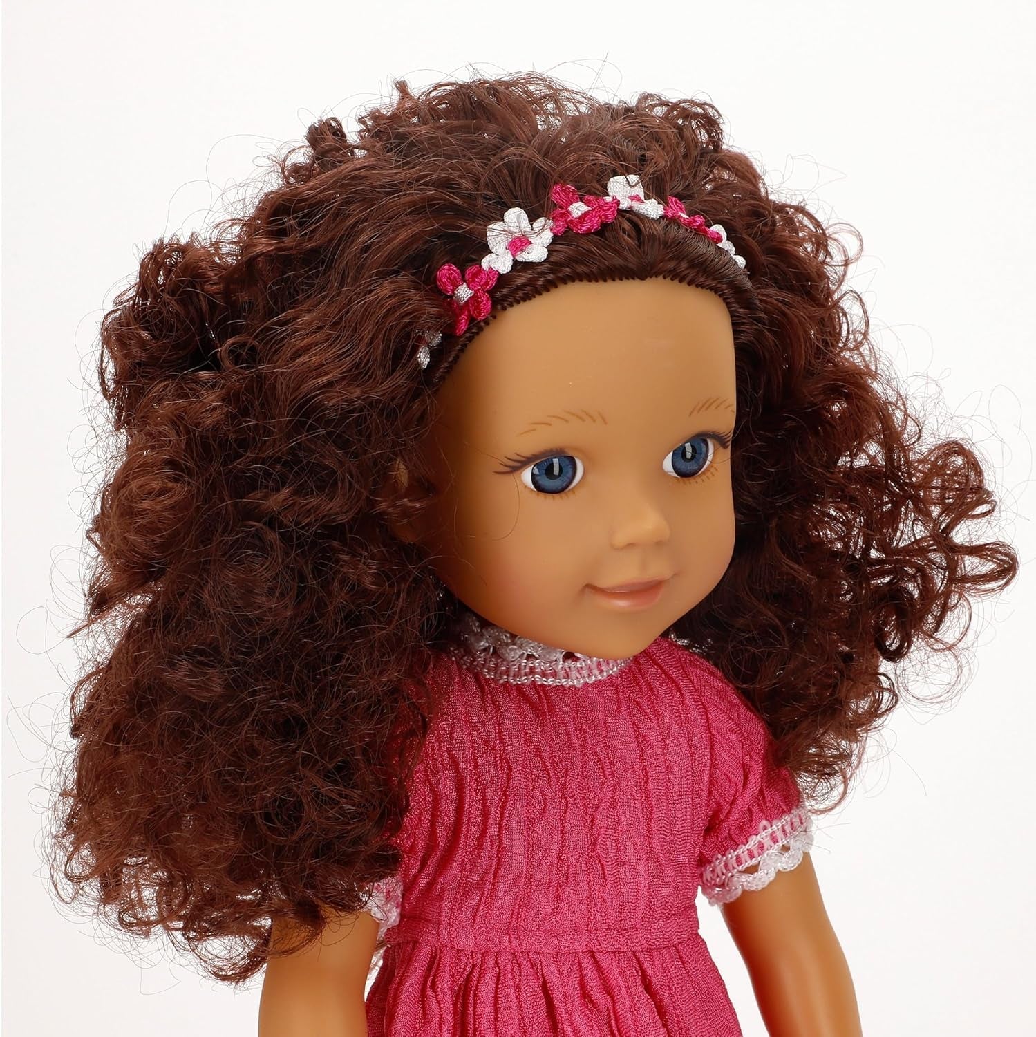 Mara 39361 Kinderpuppe, beweglich, 36 cm, lockiges braunes Haar, lässiger Stil, inklusive Kleidung, realistische Puppen, Spielzeug für Kinder ab 3 Jahren, Kinder