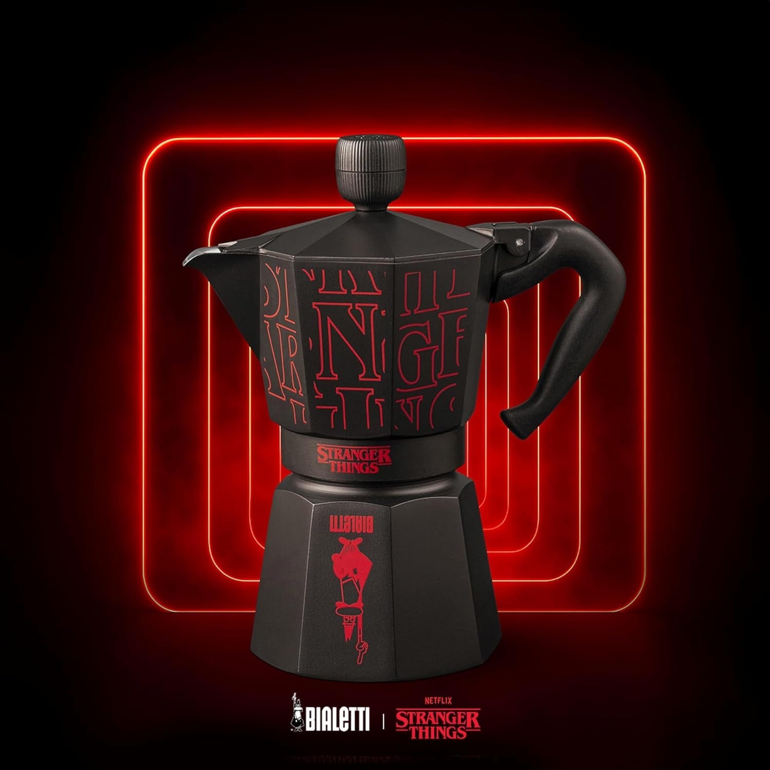 Bialetti Moka Express Stranger Things Cafetière 6 tasses, bouton musique avec fonction de chargement USB-C, ne convient pas aux plaques à induction, 6 tasses (270 ml), noir
