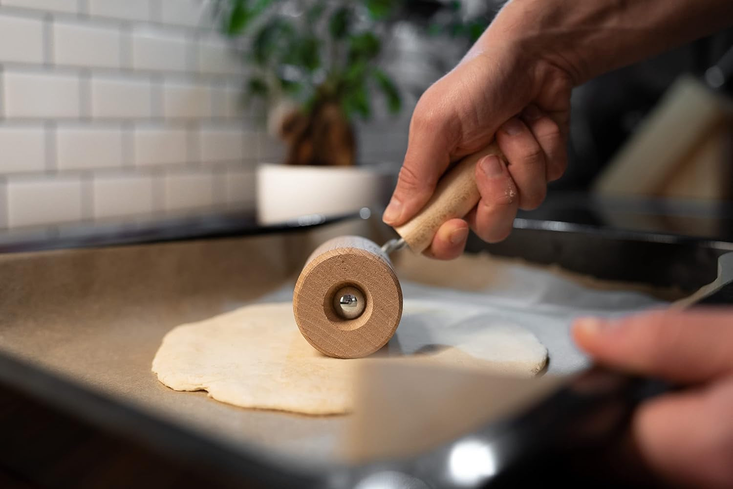 Rouleau de pâtisserie/pâte cylindrique en bois de hêtre Chinchilla® | L'assistant robuste dans la cuisine | Fabriqué en Allemagne | Qualité durable d'Allemagne | 18x5 cm