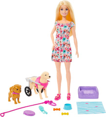 Barbie Dog Duo Poupée et accessoires, y compris chiot et grand chien avec fauteuil roulant, laisse, bol de nourriture, lit pour animal de compagnie et récompenses en os, pour 3 ans et plus, HTK37