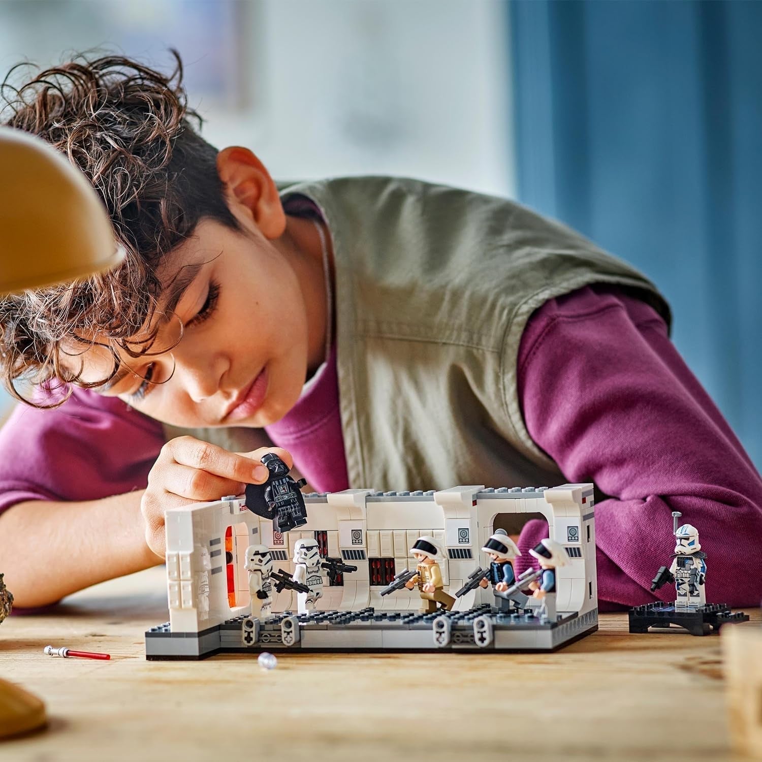 LEGO Star Wars Tantive IV Boarding, jouet de construction du film A New Hope, ensemble de jeu fantastique à collectionner, idée cadeau pour garçons et filles à partir de 8 ans et collectionneurs 75387 Ensembles de construction Beuche den LEGO-Store