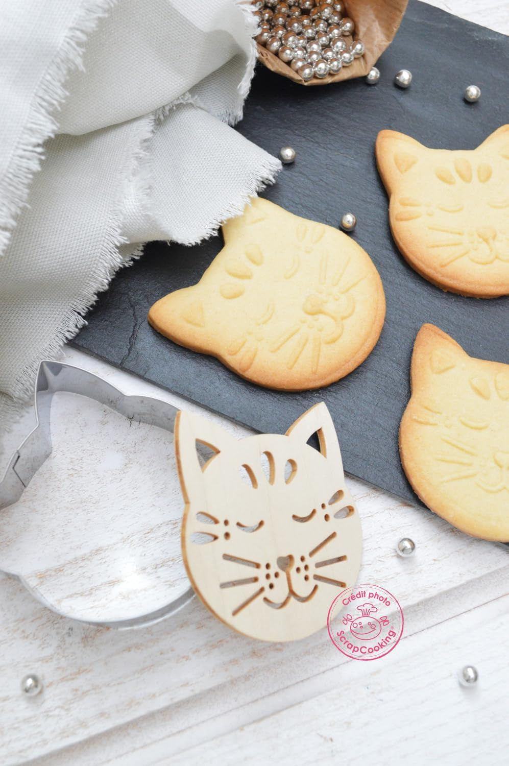 ScrapCooking - Ensemble de moules à pâtisserie et de pochoirs - Ensemble de moules à pâtisserie pour gâteaux, gâteaux, fondants - Moules à pâtisserie et pochoirs en bois - Forme arrière pour décoration de gâteaux en bois - 2093