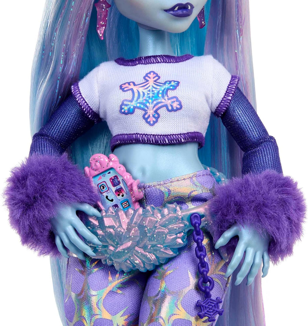 Monster High Abbey Bominable Yeti avec animal de compagnie mammouth et accessoires – Look flocon de neige effrayant pour les enfants à partir de 4 ans, HNF64