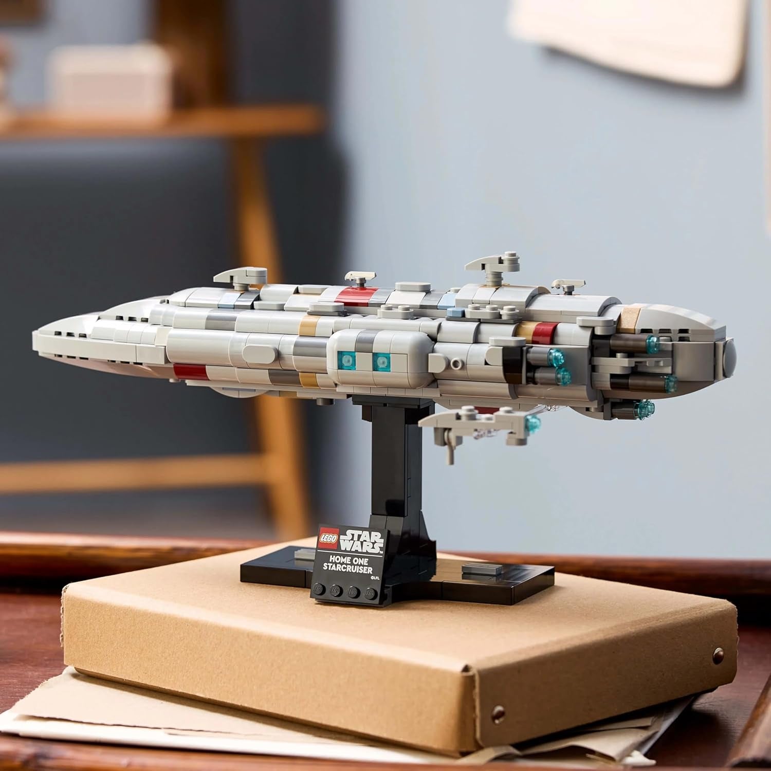 LEGO Star Wars 75405 Home One Starcruiser du Retour du Jedi - Modèle de vaisseau spatial - Ensemble fantastique et de collection à construire et à exposer - Cadeau pour les fans adultes et adolescents Jeux de construction Besuche den LEGO-Store