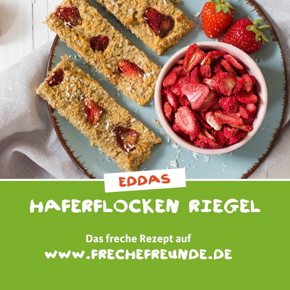 FRECHE FREUNDE Chips de Fraises Bio, Chips de Fruits Lyophilisés, Fruits Secs Tranchés Naturels Sans Sucre Ajouté, Végétalien, Sans Lactose, Sans Gluten, Paquet de 12 (12 x 12g)