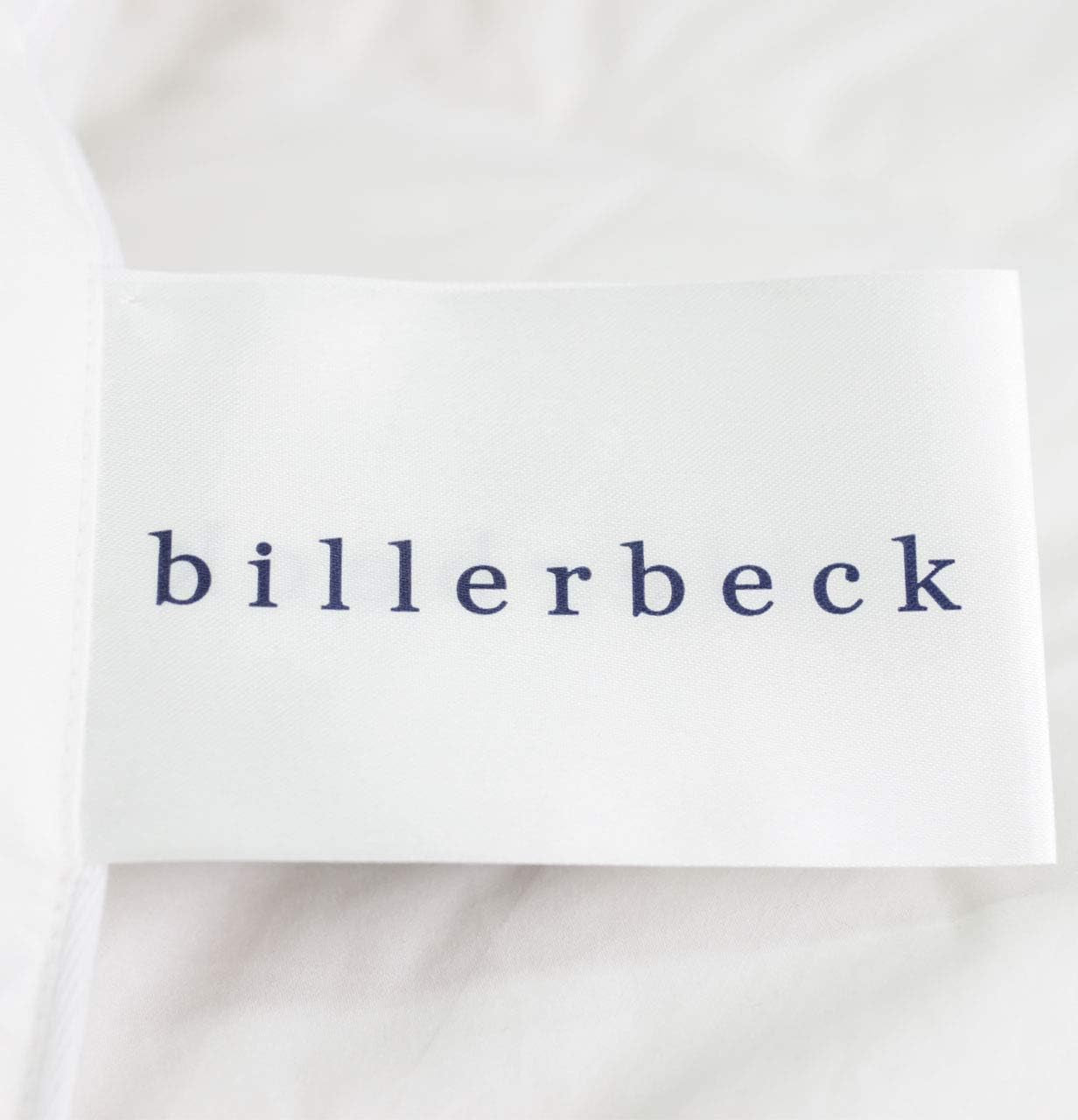 Plapumă Billerbeck Jasmin Superlight - plapumă de vară - 155 X 220 Cm - plapumă din bumbac, plapumă răcoritoare - 90 % viscoză (bambus) 10 % poliester (airsoft), alb Plapumi si pilote Naty Shop