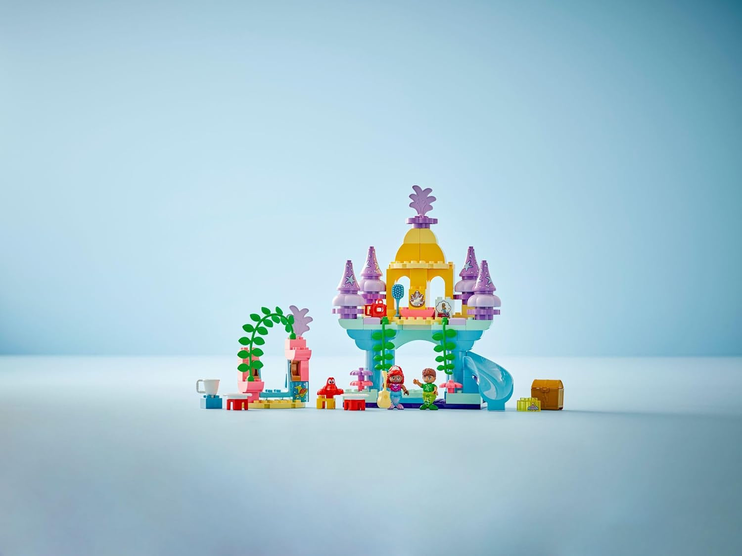 LEGO DUPLO Disney Arielles magischer Unterwasserpalast – Schloss Spielzeug aus Die kleine Meerjungfrau für Mädchen & Jungen ab 2 Jahren – Lernspielzeug für Kinder mit 3 Figuren – Geschenk – 10435