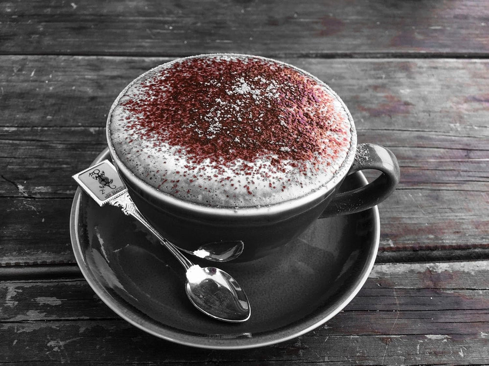 Kaffeespezialität Aus Afrika - Kaffee Aus Kenia - Eine Spezialität Afrikas (gemahlen, 1000g) - Länderkaffee - Spitzenkaffee - Säurearm - Schonend Und Frisch Geröstet