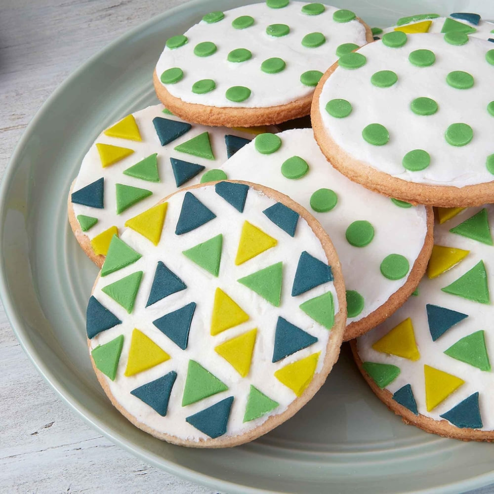 Wilton Circles Nesting Metal Cutter, 4 pièces : emporte-pièces ronds, emporte-pièces, moules en plastique de cuisson de cuisine, bricolage, emporte-pièces pour pâte à biscuits et emporte-pièces à fondant