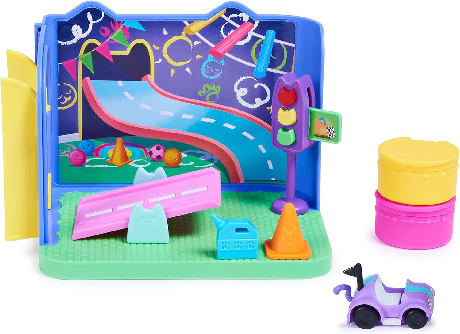 Chambre Deluxe Gabby's Dollhouse, salle de jeux Purr-Ific, salle de jeux avec voiture jouet Carlita, 2 meubles et 2 boîtes surprises avec accessoires, convient aux maisons de poupées à partir de 3 ans Naty Shop