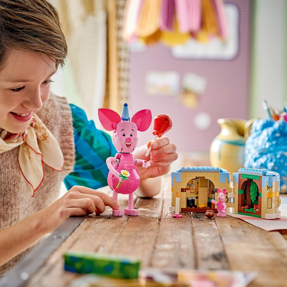 LEGO | Disney Ferkels Geburtstagsspaß - Spielzeug mit niedlicher Tierfigur, Geburtstagskuchen & Sammler Minifigur - Geschenkidee für Mädchen ab 9 Jahren & Fans - 43305