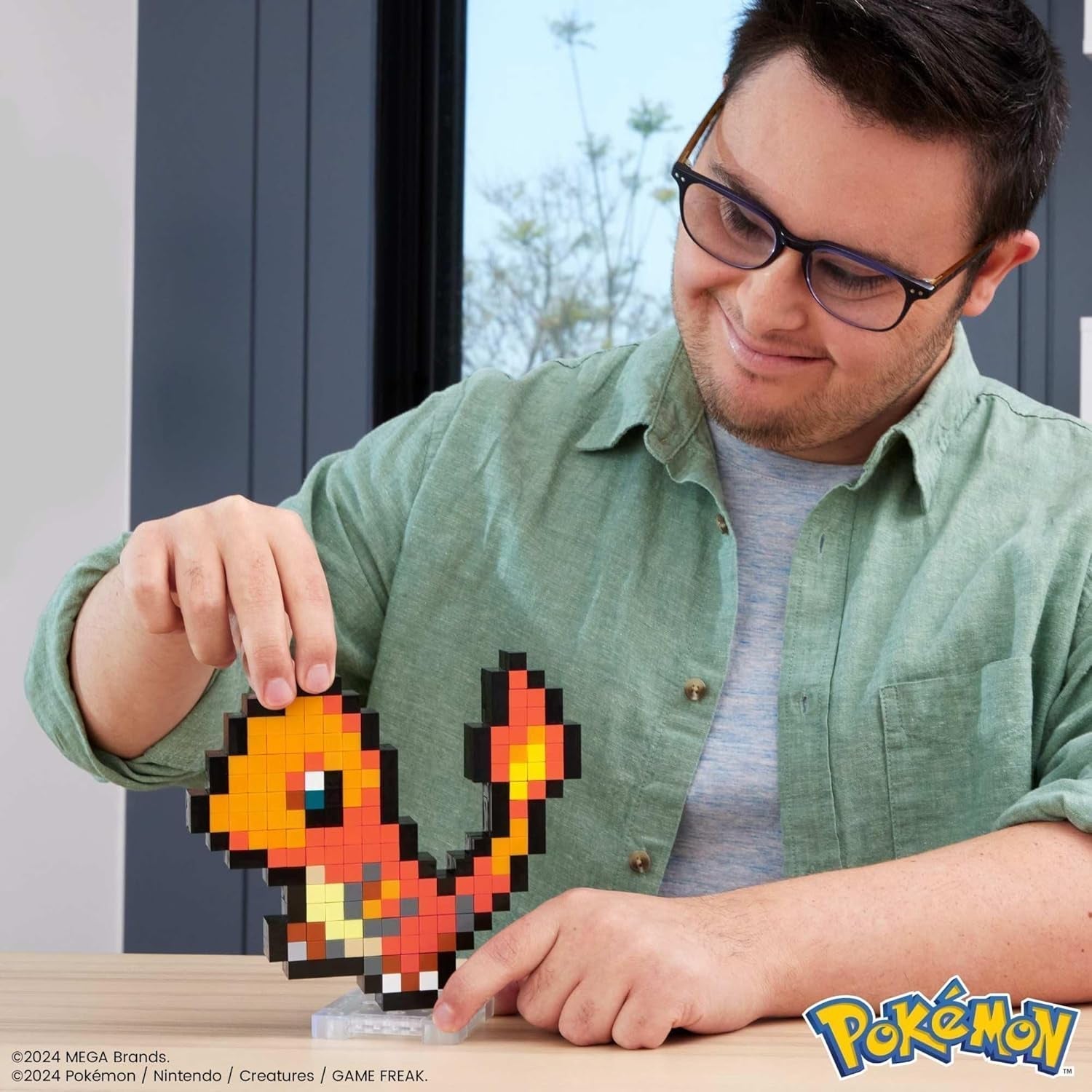 MEGA Pokémon Glumanda - Figurine rétro à construire, Pixel Art, avec base de montage mural, pour constructeurs et collectionneurs adultes, figurines d'action HTH76 Naty Shop