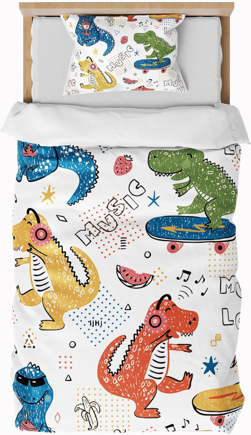 Lenjerie de pat pentru copii, baieti, diverse modele, cu fermoar, microfibre din poliester Lenjerie de pat - copii Naty Shop Dinozauri 135X200 Cm + 80X80 Cm