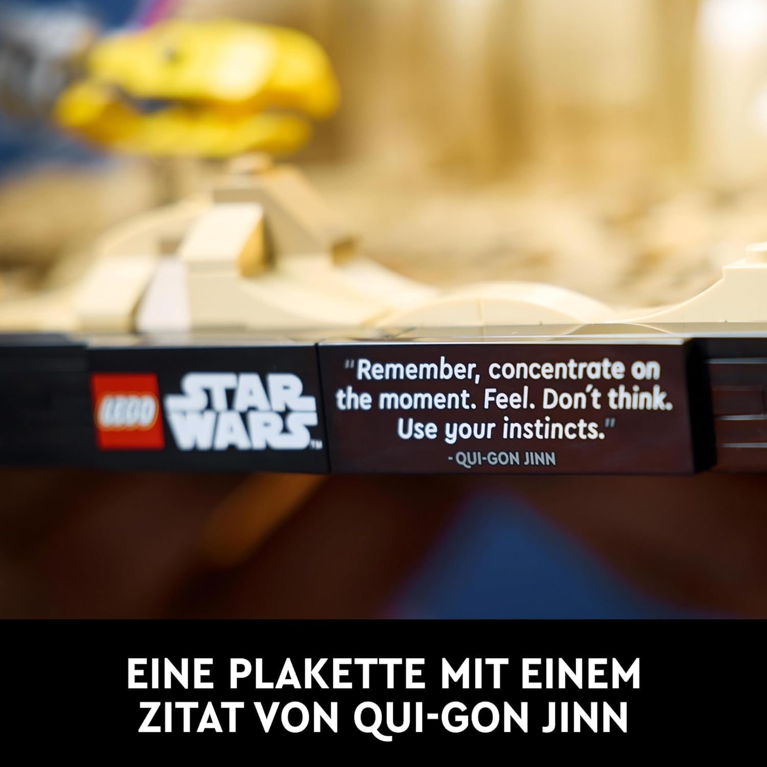 LEGO Star Wars Pod Race in Mos Espa - Diorama, Set pentru adulți, Kit model Amenințarea întunecată, include Podracerul lui Anakin Skywalker, piesă de colecție, cadouri pentru bărbați și femei 75380 Seturi de constructie Besuche den LEGO-Store