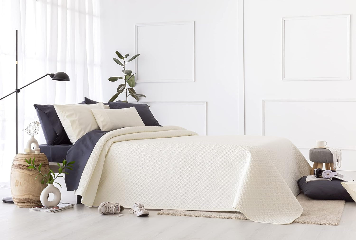 Todocama Fine Boutique couvre-lit avec motif piqué, pour printemps, été, automne et hiver, 100% microfibre super douce, couverture multifonctionnelle, 140/150/160-250 X 260 cm, gris clair Lits et Couvertures Beuche den Todocama-Store Beige 180 X 260 Cm