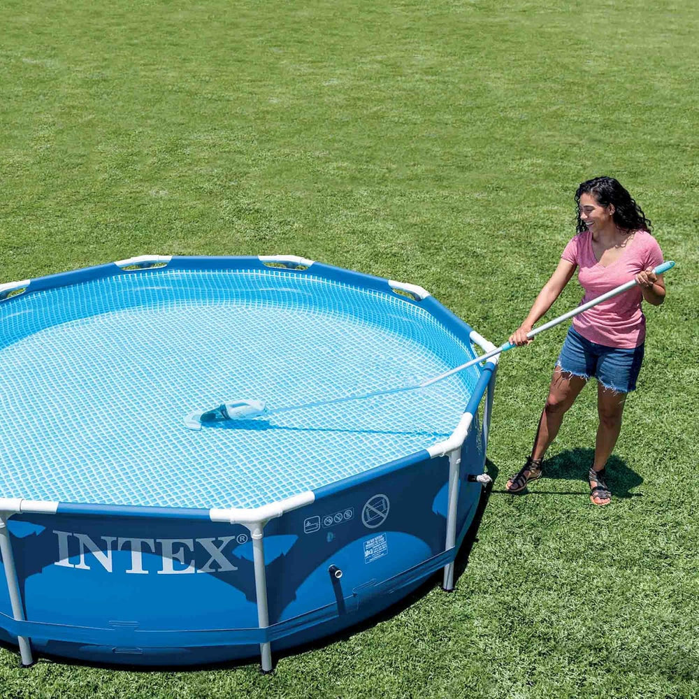 Aspirateur de piscine portable Intex ZR100, dimensions : 37 cm x 11 cm x 19 cm (28626)