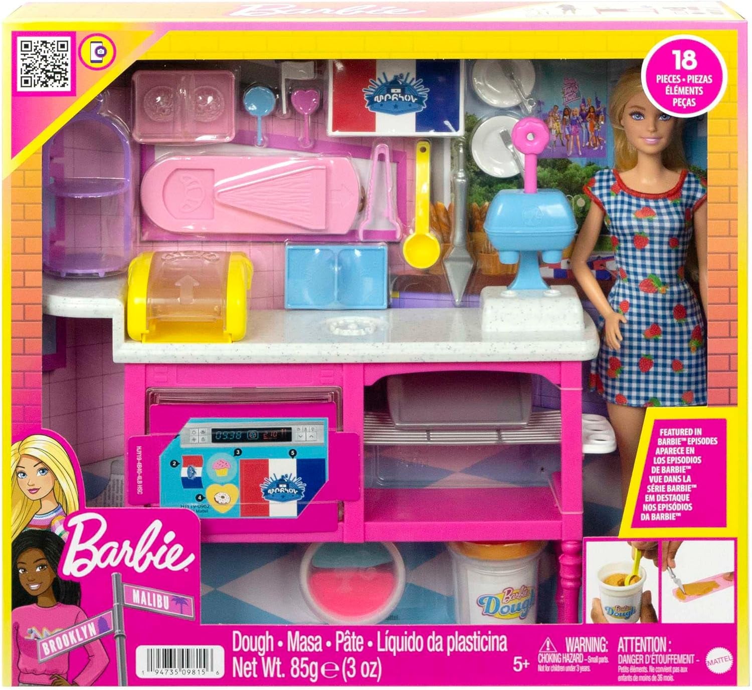 Poupée Barbie Malibu Roberts et ensemble de pâtisserie 18 pièces, comprenant de la pâte à modeler et des beignets, des croissants et des muffins, pour 3 ans et plus, HJY19