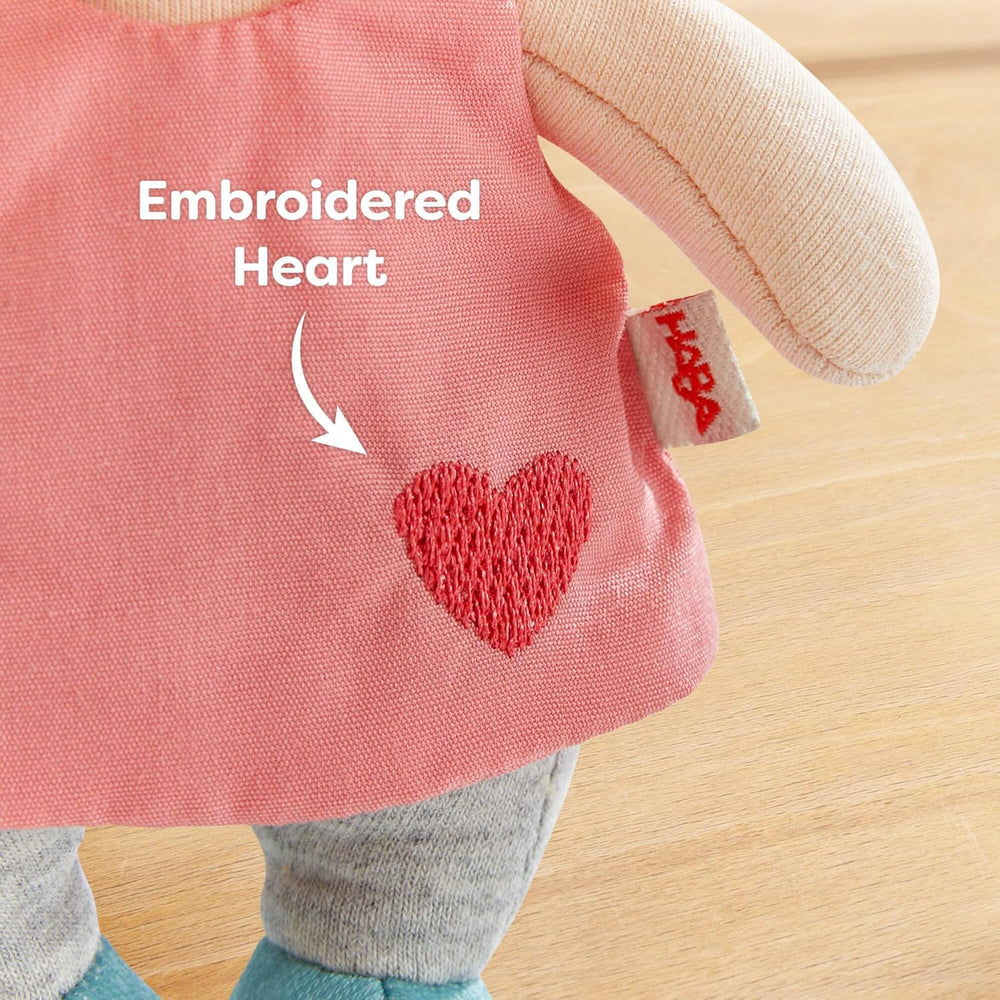HABA Schutzengel Lore – Kuscheliges Stoffpüppchen (15 cm), perfektes Willkommensgeschenk für Babys & Kleinkinder – Waschbar bei 30 °C – 2011870001