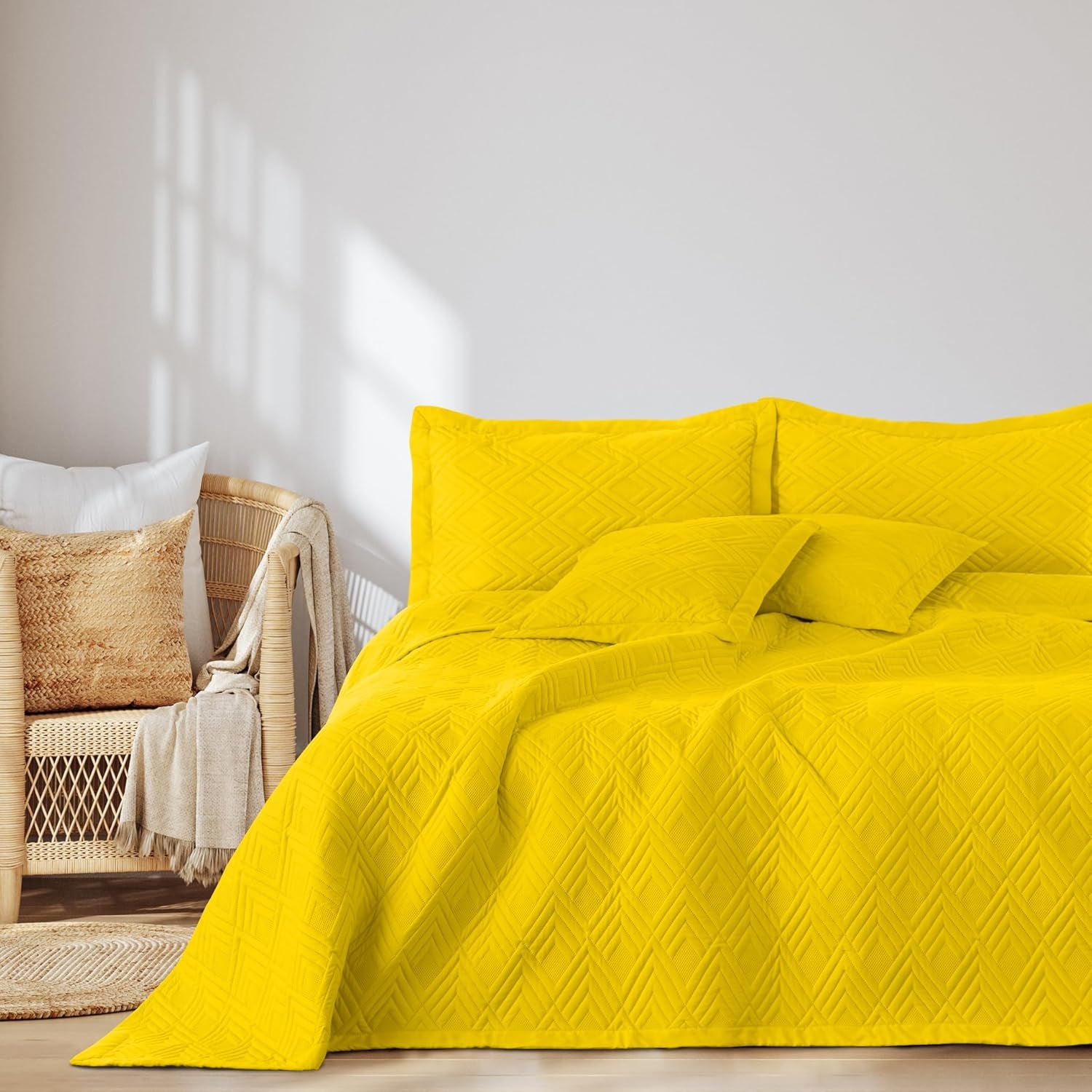 Ameliahome Couvre-lit 170X210 Cm Couvre-lit Double Face Matelassage Ultrasonique Polyester Ophelia Vert Foncé Lits et Couvertures Besuche den AmeliaHome-Store Ophelia Jaune 220X240 Cm