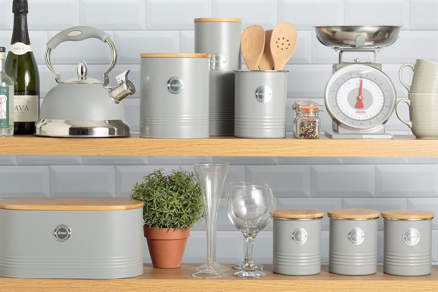 Collection LIVING, pot à biscuits avec couvercle | gris pastel | Boîte de rangement pour biscuits de 3,4 L | pot à biscuits en acier avec couvercle | Bocaux de conservation hermétiques en bambou avec couvercles Naty Shop Boîtes de conservation des aliments