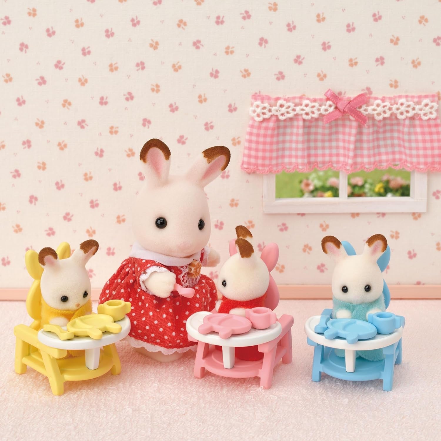 Sylvanian Families L5532 Kit de démarrage triplets - Ensemble de jeu pour maison de poupée