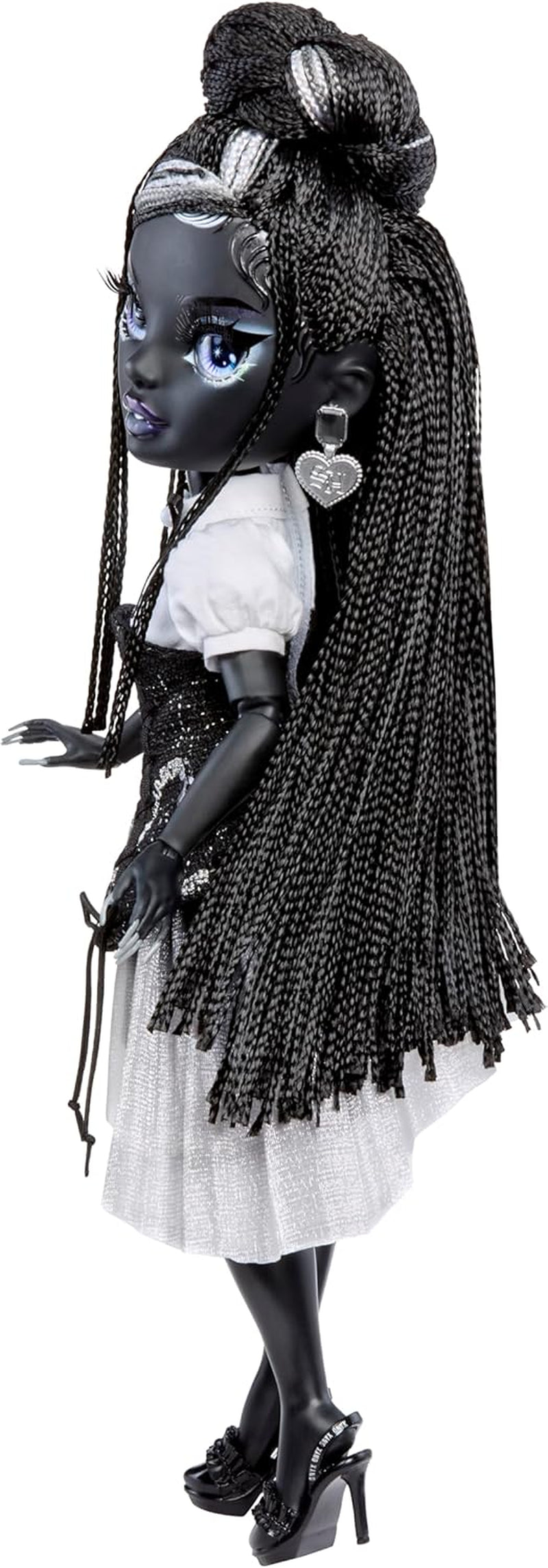 Rainbow High Shadow High Modepuppe – Shanelle Onyx – Cheveux Noirs, 28 cm Modepuppe avec Designer-Outfits, Conçu pour les petits et les enfants de 6 à 12 ans