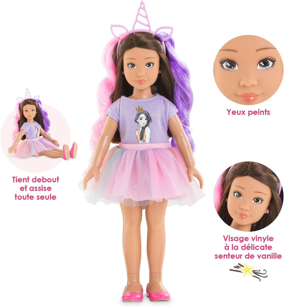 Corolle 9000600030 - Girls Luna Einhorn Set, Ankleidepuppe im Sommeroutfit mit Hund, mit Haarband, Ohrringe et extra Gummistiefel, 28cm Spielpuppe mit Vanilleduft, à partir de 4 ans
