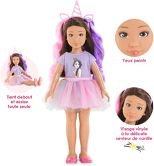 Corolle 9000600030 - Girls Luna Einhorn Set, Ankleidepuppe im Sommeroutfit mit Hund, mit Haarband, Ohrringe et extra Gummistiefel, 28cm Spielpuppe mit Vanilleduft, à partir de 4 ans